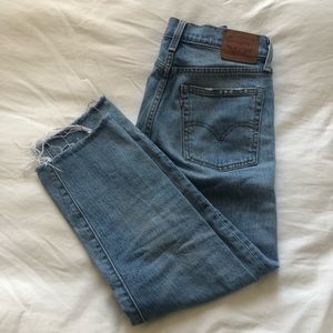 Levi’s Wedgie Crop Jean